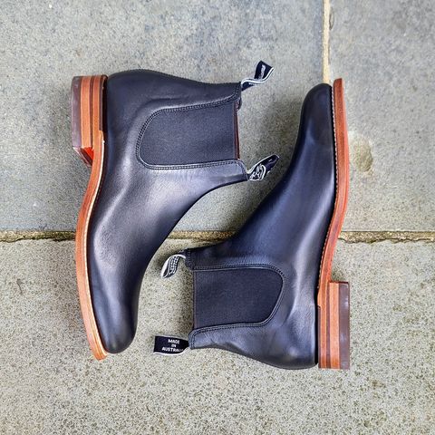 R.M. Williams Classic Turnout Boot in Black Yearling