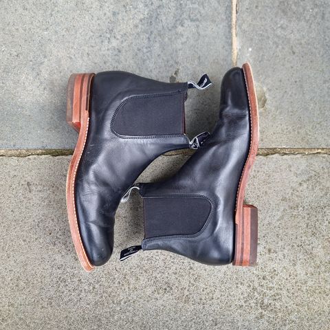 R.M. Williams Classic Turnout Boot in Black Yearling