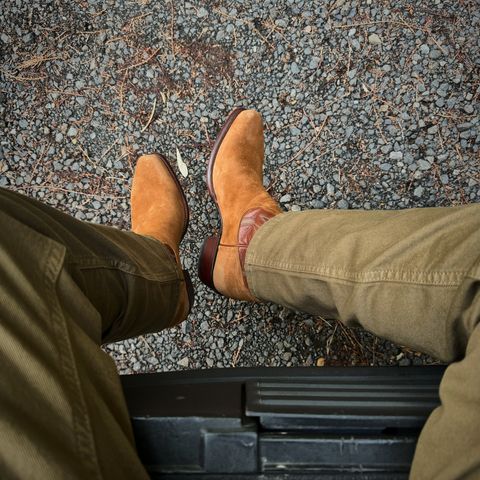 View photo of Tecovas The Warren in Deerskin Roughout