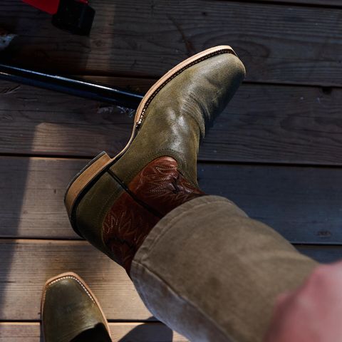 Search result thumbnail of Ariat Futurity Time in Olive Roughout/Copper Crunch