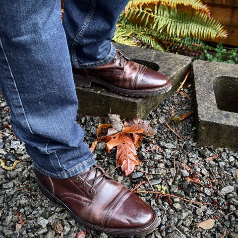 Thursday Captain in Brown Thursday Chrome