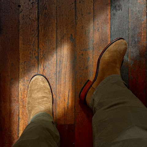 View photo of Ariat Bench Made Clanton in Oiled Tan Roughout