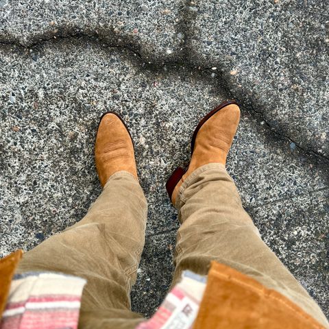 View photo of Ariat Bench Made James in Oiled Tan Roughout