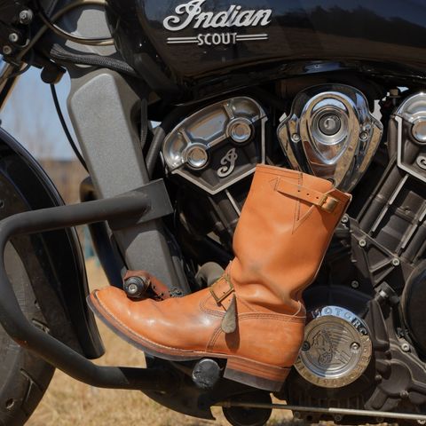 Wesco Boss Engineer Boot in Horween Natural Essex
