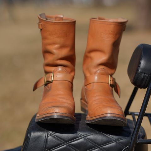 Wesco Boss Engineer Boot in Horween Natural Essex