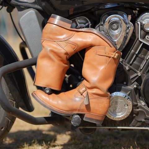 Wesco Boss Engineer Boot in Horween Natural Essex