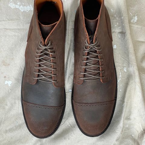 View photo of Viberg Service Boot BCT in C.F. Stead Snuff Waxy Commander Suede