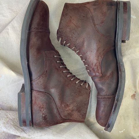 View photo of Viberg Service Boot BCT in C.F. Stead Snuff Waxy Commander Suede