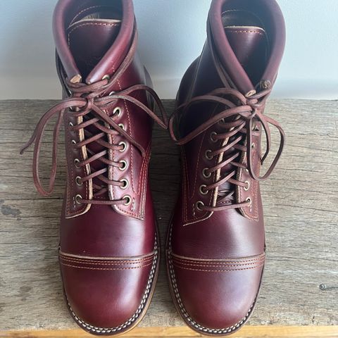 View photo of Kustom Kraft Model 1 in Horween Color 8 Chromexcel