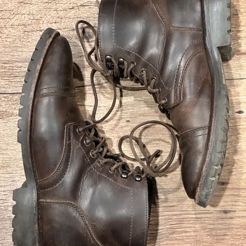 Thursday Captain in Tobacco Rugged & Resilient