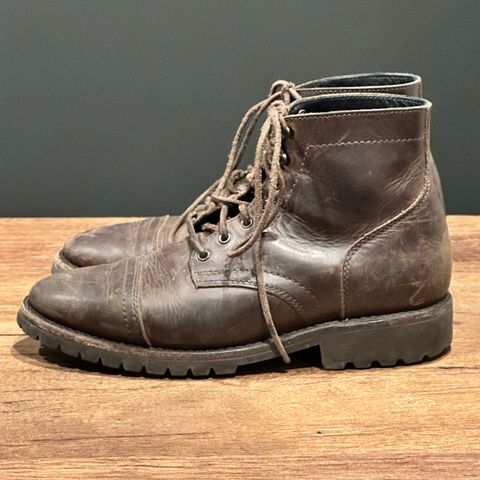 Thursday Captain in Tobacco Rugged & Resilient