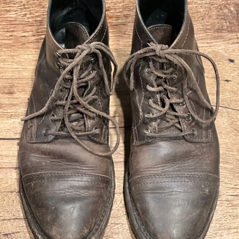 Thursday Captain in Tobacco Rugged & Resilient