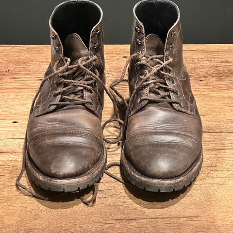 Thursday Captain in Tobacco Rugged & Resilient