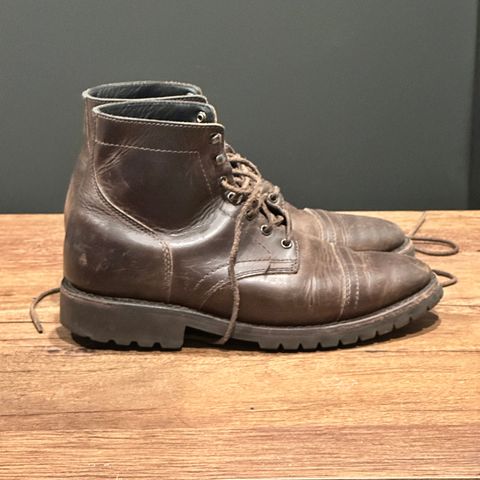 Thursday Captain in Tobacco Rugged & Resilient