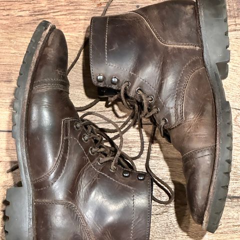 Thursday Captain in Tobacco Rugged & Resilient