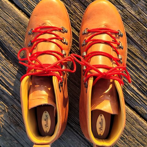 Viberg Hiker in Horween Natural Dublin