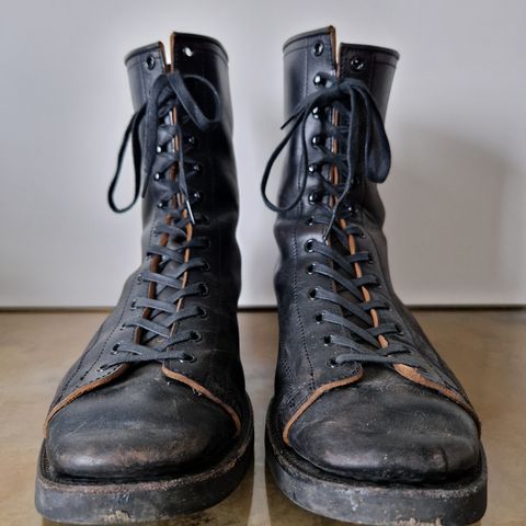 Clinch Gary Boots in Black Overdyed Horsebutt