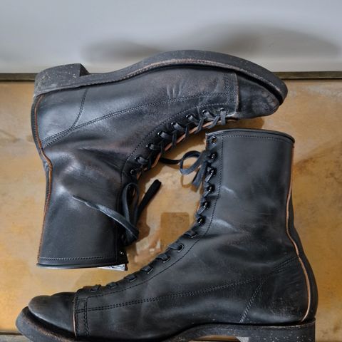Clinch Gary Boots in Black Overdyed Horsebutt
