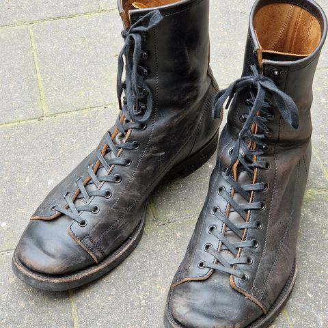 Clinch Gary Boots in Black Overdyed Horsebutt