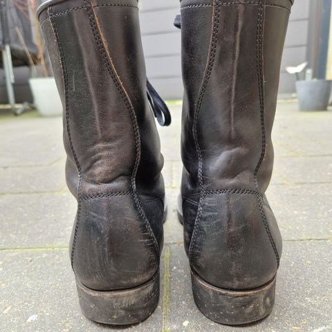 Clinch Gary Boots in Black Overdyed Horsebutt