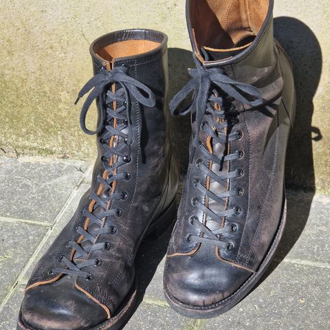 Clinch Gary Boots in Black Overdyed Horsebutt