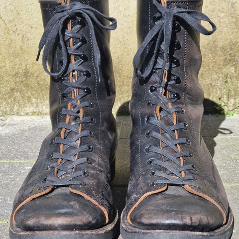 Clinch Gary Boots in Black Overdyed Horsebutt