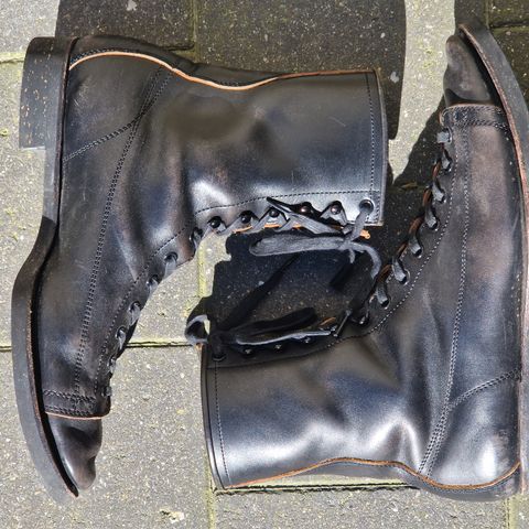 Clinch Gary Boots in Black Overdyed Horsebutt