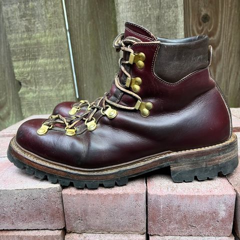 View photo of Sagara Trailmaster in Horween Color 8 Chromexcel