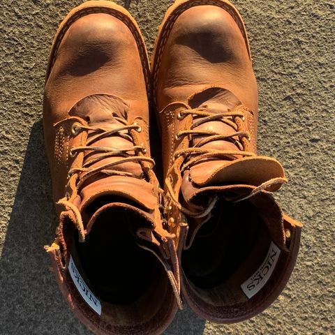 Nicks MTO in Horween Whiskey Predator