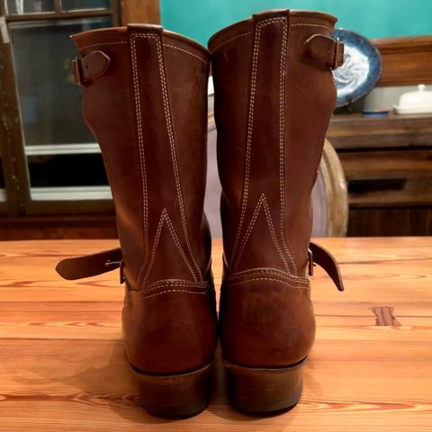 Clinch Engineer Boots 11-Inch Height in Natural Horsebutt