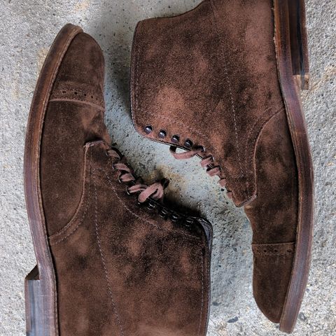 Alden Jumper Boot in Snuff Suede