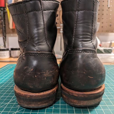 DIY Unknown Model in S.B. Foot Black Prairie