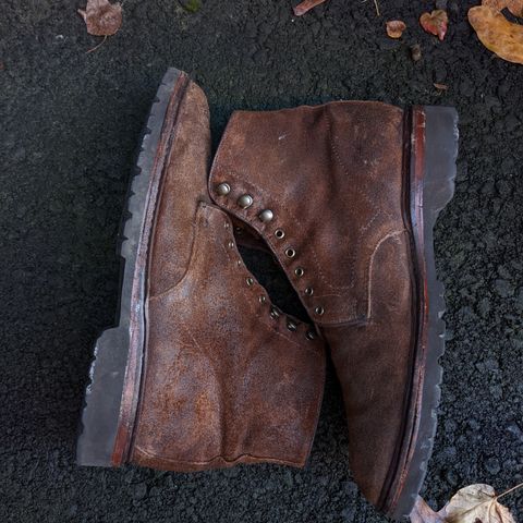 Allen Edmonds Higgins Mill in Snuff Brown Suede