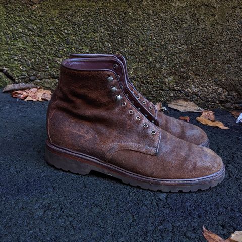 Allen Edmonds Higgins Mill in Snuff Brown Suede