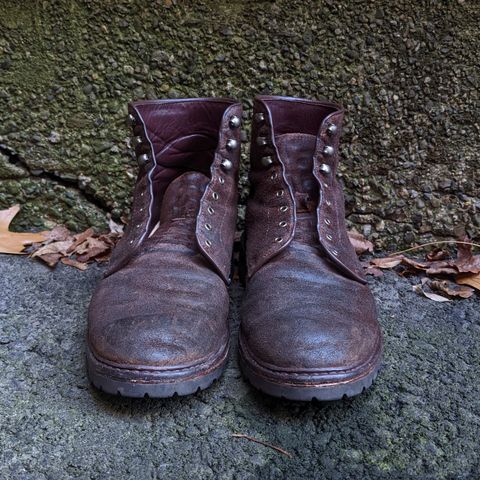 Allen Edmonds Higgins Mill in Snuff Brown Suede