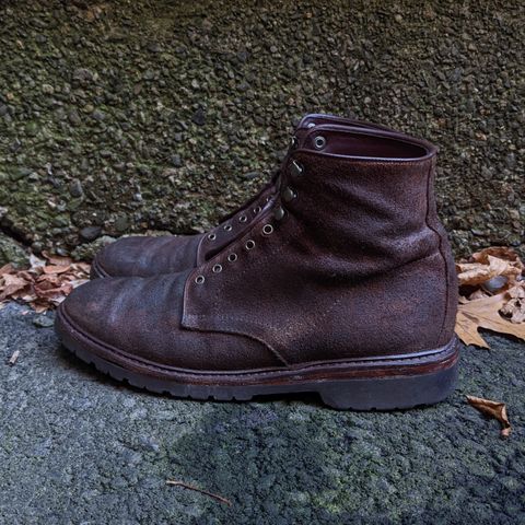 Allen Edmonds Higgins Mill in Snuff Brown Suede