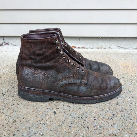 Allen Edmonds Higgins Mill in Snuff Brown Suede