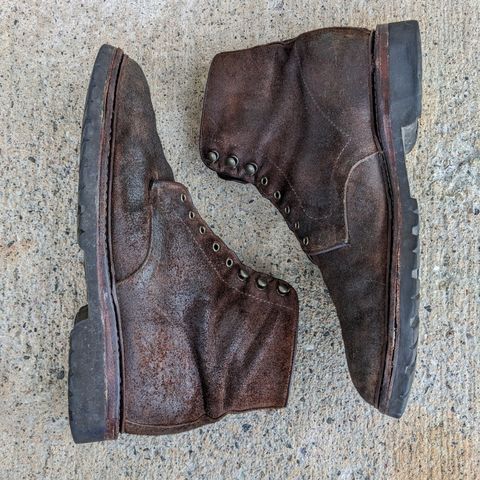 Allen Edmonds Higgins Mill in Snuff Brown Suede
