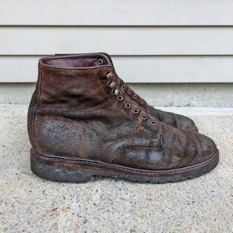 Allen Edmonds Higgins Mill in Snuff Brown Suede