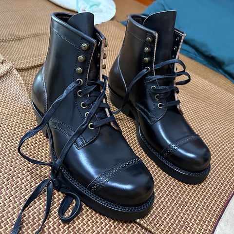 Flame Panda Service Boot in Conceria Cloe Black Horsebutt