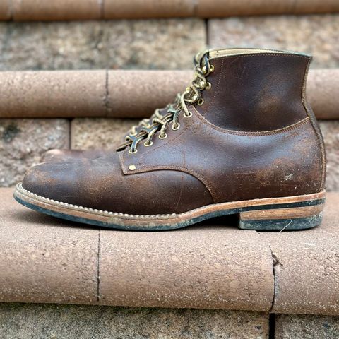 View photo of Østmo Type I in Horween Cinnamon Waxed Flesh