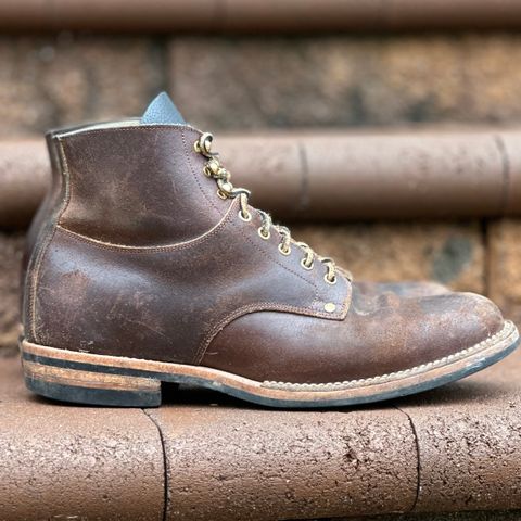 View photo of Østmo Type I in Horween Cinnamon Waxed Flesh