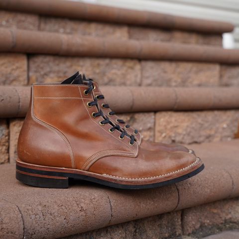 View photo of Onderhoud SVC01 Boondocker in Horween Unglazed Natural Shell Cordovan