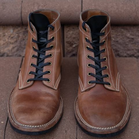 View photo of Onderhoud SVC01 Boondocker in Horween Unglazed Natural Shell Cordovan