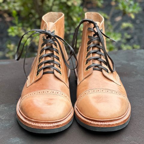 Oak Street Bootmakers Field Boot in Maryam Natural Horsebutt