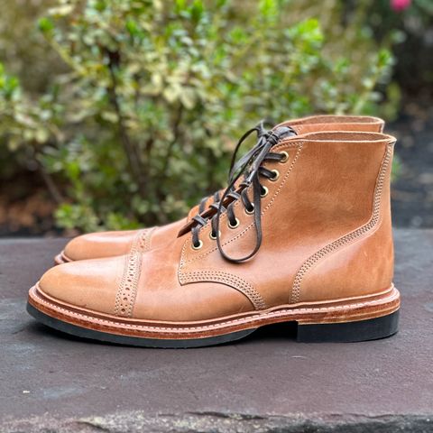 Oak Street Bootmakers Field Boot in Maryam Natural Horsebutt