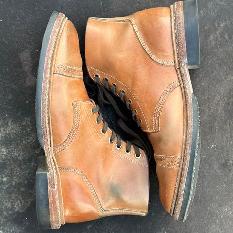 Oak Street Bootmakers Field Boot in Maryam Natural Horsebutt