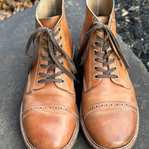 Oak Street Bootmakers Field Boot in Maryam Natural Horsebutt