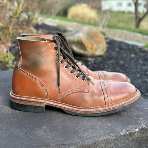 Oak Street Bootmakers Field Boot in Maryam Natural Horsebutt