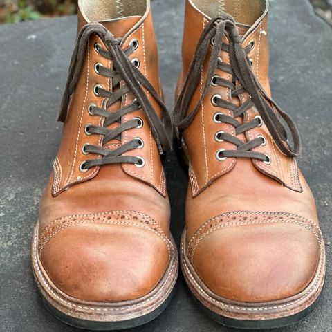 Oak Street Bootmakers Field Boot in Maryam Natural Horsebutt